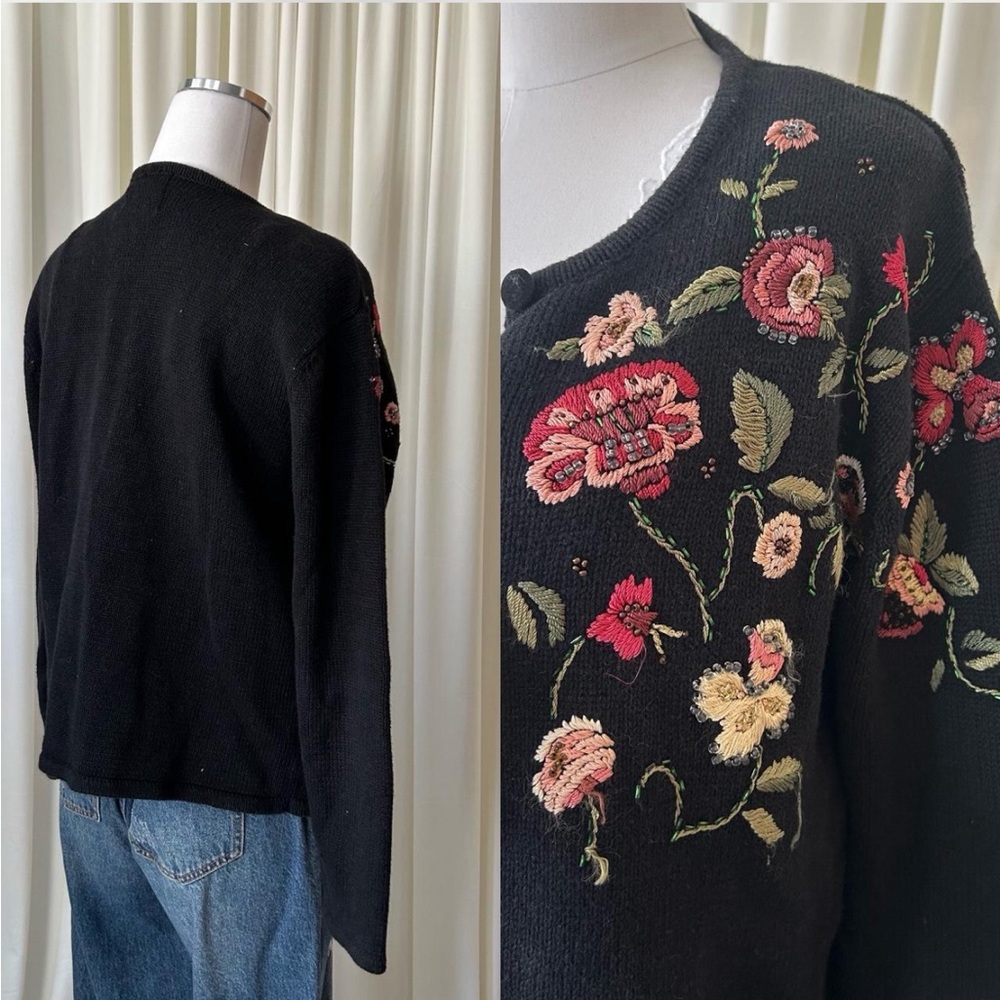 VTG Y2K Heirloom Collectibles Black Floral Embroidered Cardigan Romantic Goth. - Picture 6 of 7